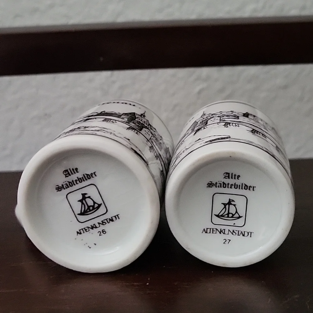 3 piece German Stein Set - Picture 7 of 9